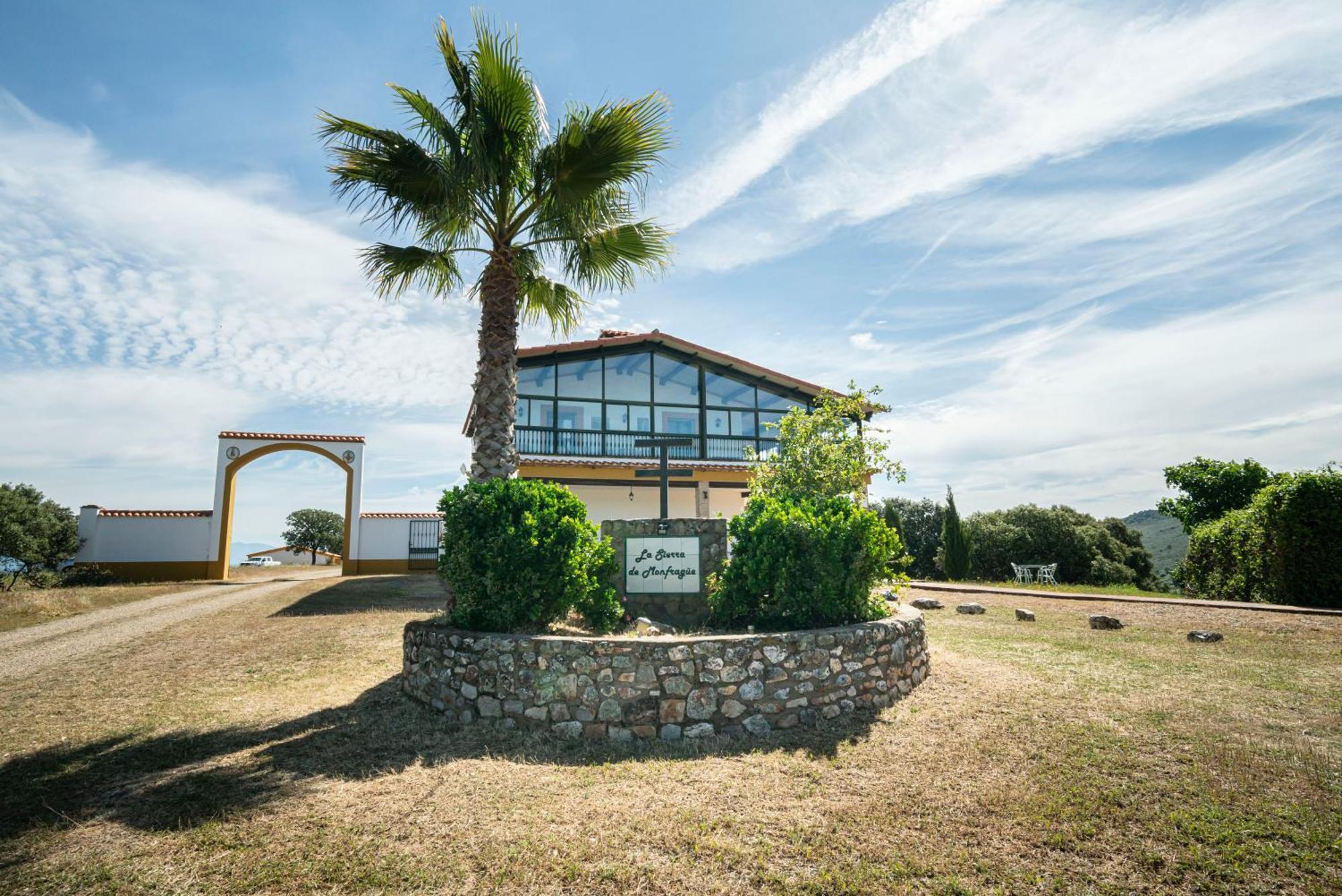 La Sierra De Monfraguee Country house